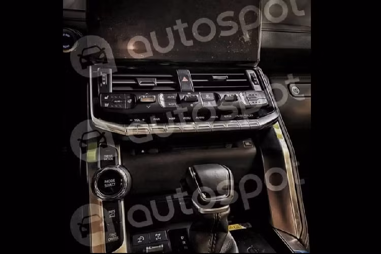 Ngoài ra, Land Cruiser 2022 sẽ dùng động cơ và hộp số hoàn toàn mới, đồng thời bổ sung nhiều công nghệ hỗ trợ lái tiên tiến hơn để tăng sức hấp dẫn với khách hàng. 