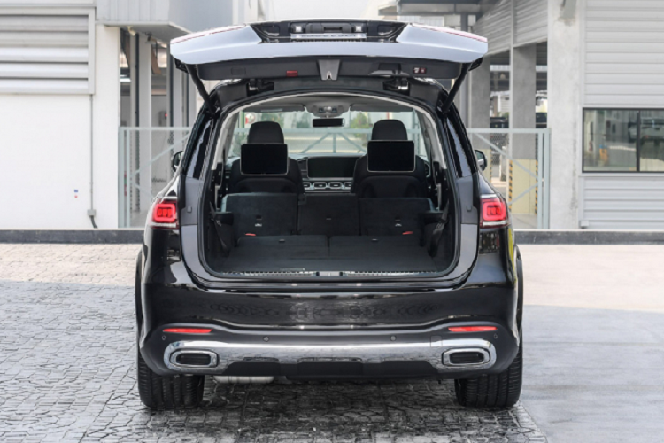 Được biết, hiện tại Mercedes-Benz GLS 350d 4MATIC AMG Premium lắp ráp tại Thái chỉ phục vụ cho thị trường nội địa Thái và không có kế hoạch xuất khẩu ra các nước trong khu vực ASEAN, bao gồm Việt Nam. Tại Việt Nam, Mercedes-Benz Việt Nam hiện tại không có kế hoạch lắp rắp dòng SUV cỡ lớn này, mà chỉ lắp ráp duy nhất dòng SUV là GLC.