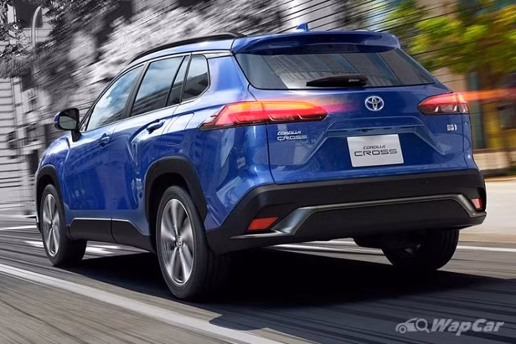 Toyota Corolla Cross 2021 hon 400 trieu dong 