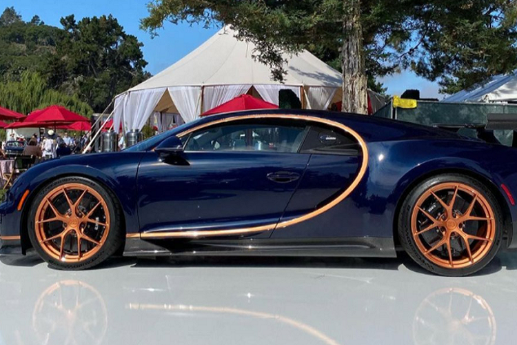 Ngoài ra, Bugatti còn giới thiệu chuỗi sản phẩn Super Sport qua từng giai đoạn tại khu vực triển lãm "Le Domaine Bugatti" với Chiron Super Sport, Veyron 16.4 Super Sport, EB110 Super Sport và Type 55 Super Sport.