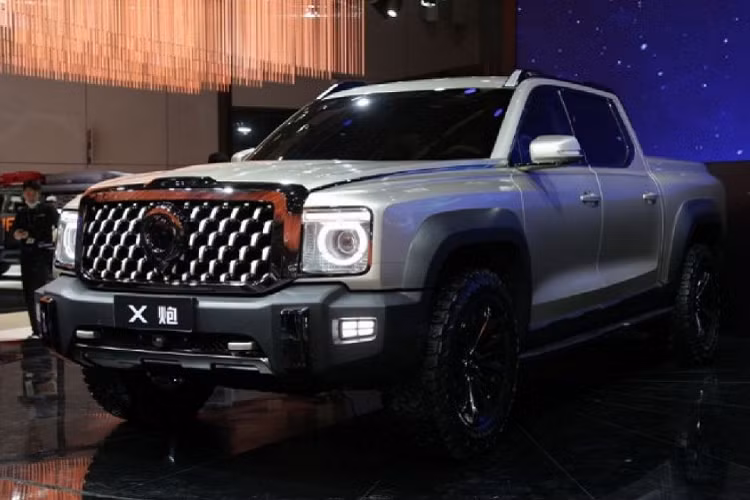 Dựa theo thông tin từ Car250, phiên bản X Cannon tiêu chuẩn sẽ trang bị động cơ tăng áp V6 dung tích 3.0 lít ghép cặp với một hộp số tự động 9 cấp. Khối động cơ này sẽ sản sinh 349 mã lực và 500 Nm mô-men xoắn cực đại.