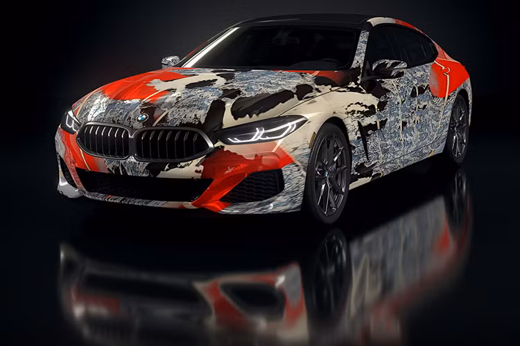 Gary Yeh cho biết: “Trong khoảng thời gian cách ly và giãn cách xa hội hiếm có trong lịch sử, chúng tôi đã tận dụng cơ hội để làm việc với các nghệ sĩ từ khắp nơi trên thế giới như một phương tiện để mang đến cho người xem trải nghiệm nghệ thuật kỹ thuật số thực sự". 