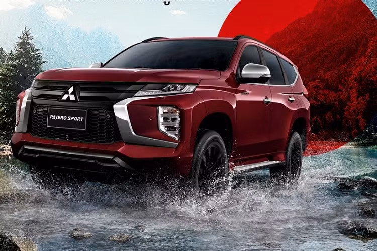 Trong vài tháng qua, hãng Mitsubishi đã liên tục ra mắt các mẫu xe phiên bản đặc biệt mang tên Passion Red tại thị trường Thái Lan. Đây là những mẫu xe Mitsubishi kỷ niệm 60 năm gia nhập thị trường Thái Lan của thương hiệu Nhật Bản.