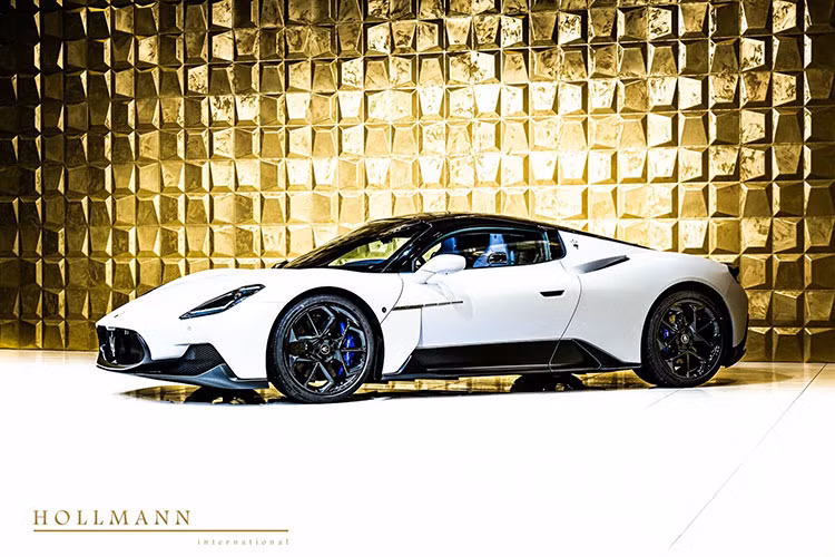 Thông tin chúng tôi có được là đã có ít nhất 2 chiếc siêu xe Maserati MC20 sẽ được các công ty nhập khẩu tư nhân trong nước lên danh sách mang về nước.