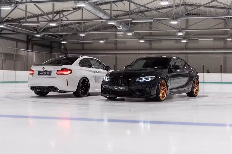 Trong khi BMW đang phát triển M2 thế hệ mới, hãng độ G-Power đã cho ra mắt các gói độ dành cho mẫu BMW M2 CS mới. Để hoàn thành gói độ này một cách trọn vẹn, chiếc xe cần trải qua 4 giai đoạn nâng cấp sức mạnh.