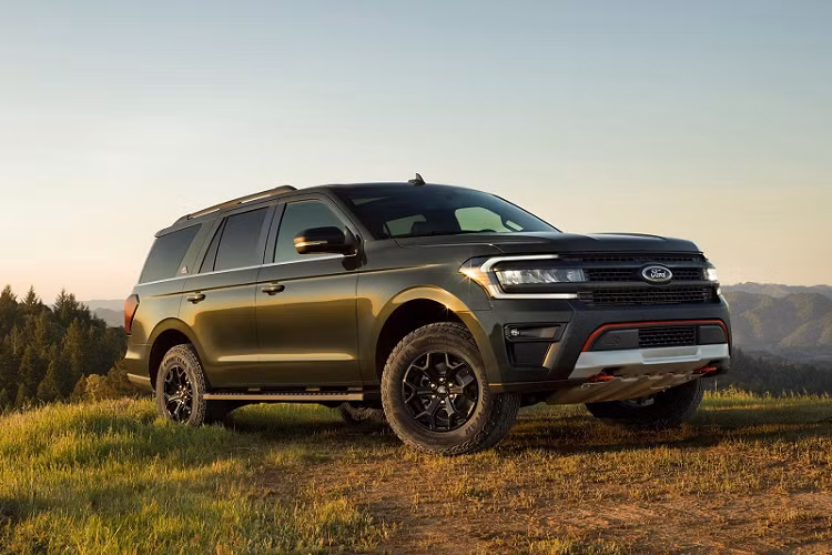 Ra mắt vào hồi tháng 9 vừa qua, Ford Expedition 2022 mới được giới thiệu với một phiên bản Timberline hoàn toàn mới tập trung nhiều hơn vào khả năng off-road. 