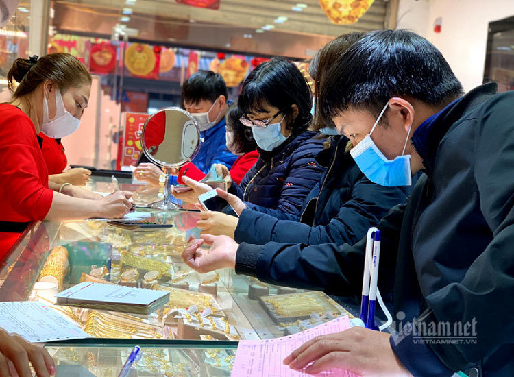 Nhung dieu nho ky khi mua vang cau may ngay via Than Tai 2021