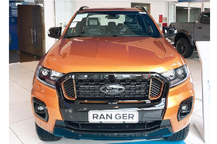 Ford Ranger lap rap tai Viet Nam, xe nhap tang toi 70 trieu dong