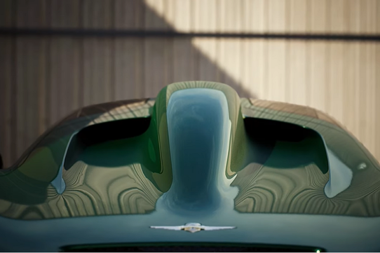 Dù không tiết lộ chi tiết cụ thể, Touring Superleggera nói rằng Arese RH95 sử dụng khung gầm và hệ truyền động từ một siêu xe động cơ đặt giữa phổ biến. Động cơ V8 dung tích 4.2 lít của xe có thể sản sinh công suất 720 mã lực và 770 Nm mô-men xoắn cực đại, cho phép gia tốc từ 0-100 km/h trong 3 giây và đạt tốc độ tối đa 340 km/h.