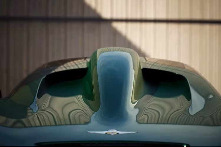 Dù không tiết lộ chi tiết cụ thể, Touring Superleggera nói rằng Arese RH95 sử dụng khung gầm và hệ truyền động từ một siêu xe động cơ đặt giữa phổ biến. Động cơ V8 dung tích 4.2 lít của xe có thể sản sinh công suất 720 mã lực và 770 Nm mô-men xoắn cực đại, cho phép gia tốc từ 0-100 km/h trong 3 giây và đạt tốc độ tối đa 340 km/h.