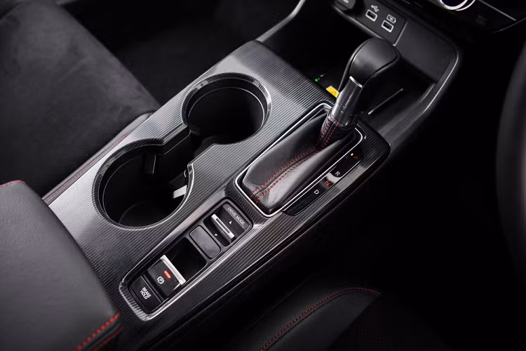 Lượng xăng tiêu thụ trung bình của động cơ này là 17,2 km/lít (khoảng 5,8 lít/100 km). Ngoài ra, xe còn có 3 chế độ lái là Normal, Sport và Econ.