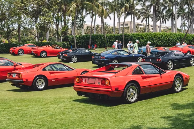 Sau hàng tháng trời bị trì hoãn vì COVID-19, sự kiện này đã diễn ra vào cuối tháng 4 ở Palm Beach, Florida. Từ một cặp Ferrari 250 GTO hàng hiếm trị giá 45 – 60 triệu USD cho tới một con thuyền độc nhất với động cơ Ferrari F1 ở trung tâm, vô số phương tiện có một không hai đã được trưng bày ở Cavallino Classic.