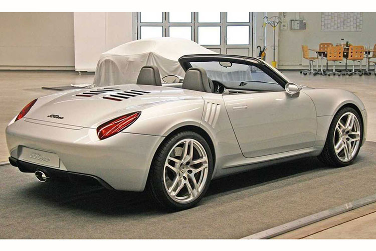 Thay vì đầu tư vào một sản phẩm có thể trùng lặp với mẫu Boxster, Porsche đã chi tiền ở nơi khác, cụ thể là tài trợ cho sự phát triển của Macan để kiếm lời từ cơn sốt SUV. Do vậy, 550one đã bị giấu đi, không hề ra mắt công chúng, và thậm chí không được nhắc đến cho tới tận bây giờ. 