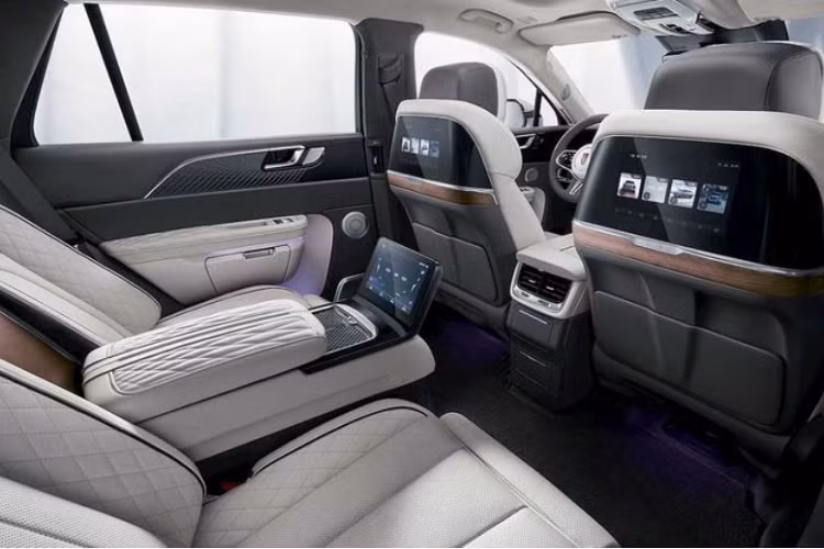 Nhờ thiết kế cao cấp, đậm chất "quý tộc" và có nhiều tính năng hiện đại, Hongqi E-HS9 chạy điện đã thu hút được sự quan tâm của khá nhiều khách hàng Na Uy. Theo hãng xe Trung Quốc, E-HS9 đã có hơn 500 đơn đặt hàng tại đây.