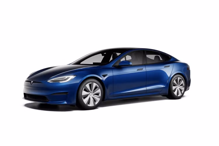 Cụ thể, Tesla Model S thế hệ mới sẽ có thêm phiên bản hiệu năng cao Plaid và Plaid+, với công suất động cơ và cự ly vận hành trong một lần sạc lớn. Model S Plaid và Plaid+ được xem như đối thủ cạnh tranh trực tiếp với những mẫu xe điện hiệu năng cao mới ra mắt, tiêu biểu có Porsche Taycan - hiện được phân phối chính hãng tại Việt Nam với giá từ 5,72 tỷ đồng.
