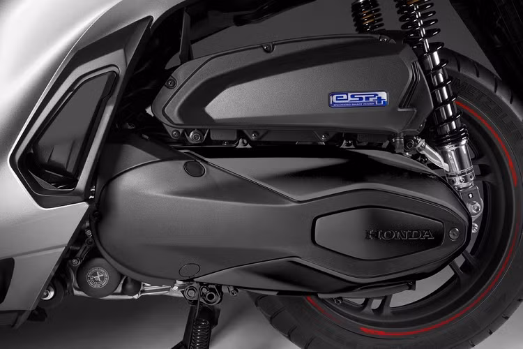 Như đã nêu ở trên, Honda SH 350i sẽ chính thức được bán ra thị trường vào ngày 22/9 tới đây, tuy nhiên trước tình hình giãn cách do Covid-19 vẫn đang khó lường, chưa rõ liệu SH 350i có thể đến với tay khách hàng đúng như dự kiến hay không.