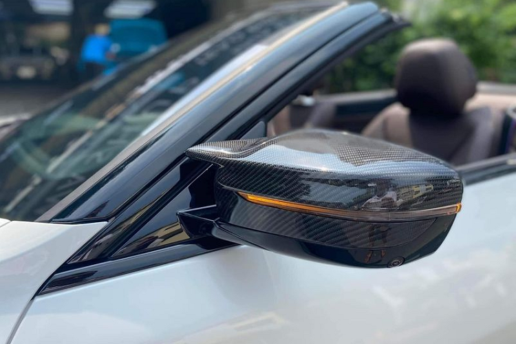 Cung cấp sức mạnh cho xe sang BMW 430i Convertible M Sport 2021 là khối động cơ 2.0L 4 xi-lanh sản sinh công suất 255 mã lực và mô-men xoắn cực đại 400 Nm, đi kèm hộp số tự động 8 cấp, hệ dẫn động cầu sau và hệ thống treo thích ứng M.