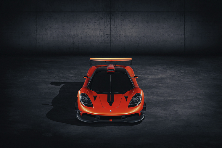 Siêu xe Gordon Murray T.50s Niki Lauda đã được thiết kế và chế tạo song song với T.50, tuy nhiên hiệu năng cũng như thiết kế đã được sửa đổi và cải thiện giúp chiếc xe trở thành một con quái vật trên đường đua. Xe có trọng lượng tổng thể 852 kg và động cơ V12 3,9 lít Cosworth sẽ có khả năng sản sinh công suất lên tới 725 mã lực, mạnh hơn T.50 khoảng 70 mã lực, vòng tua máy lên đến 12.100 vòng/phút và xe được trang bị hộp số sàn 6 cấp Xtrac được thiết kế mới.