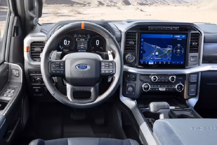 Ford F-150 Raptor và Tremor 2021 sẽ lên kệ vào mùa hè năm nay. Thông tin chi tiết sẽ có trong vài tuần tới.