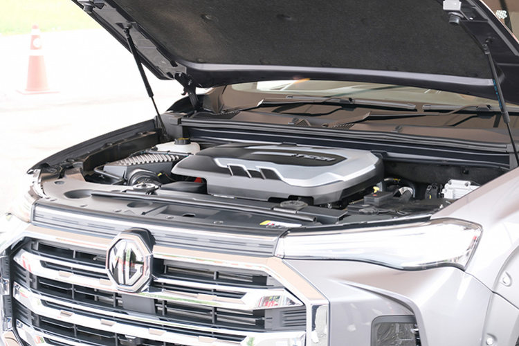 Theo kế hoạch, bán tải MG Extender 2021 sẽ được ra mắt tại Thái Lan vào ngày 22 tháng 3 sắp tới, ngay trước thềm Triển lãm Ô tô Thái Lan 2021 được tổ chức từ 24 tháng 3 - 2 tháng 4 năm 2021. Thái Lan là quốc gia lắp ráp và tiêu thụ bán tải hàng đầu trong khu vực Đông Nam Á. Trong năm ngoái, tổng doanh số bán hàng trong phân khúc bán tải cỡ trung ở Thái đạt 364.887 xe.