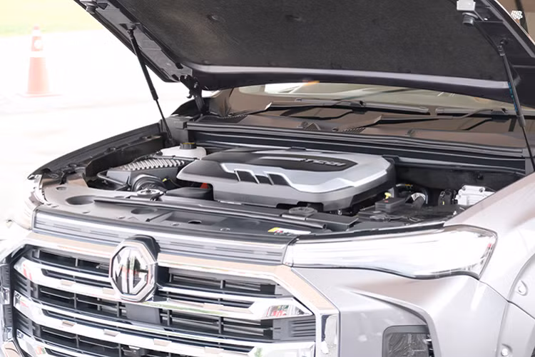 Theo kế hoạch, bán tải MG Extender 2021 sẽ được ra mắt tại Thái Lan vào ngày 22 tháng 3 sắp tới, ngay trước thềm Triển lãm Ô tô Thái Lan 2021 được tổ chức từ 24 tháng 3 - 2 tháng 4 năm 2021. Thái Lan là quốc gia lắp ráp và tiêu thụ bán tải hàng đầu trong khu vực Đông Nam Á. Trong năm ngoái, tổng doanh số bán hàng trong phân khúc bán tải cỡ trung ở Thái đạt 364.887 xe.