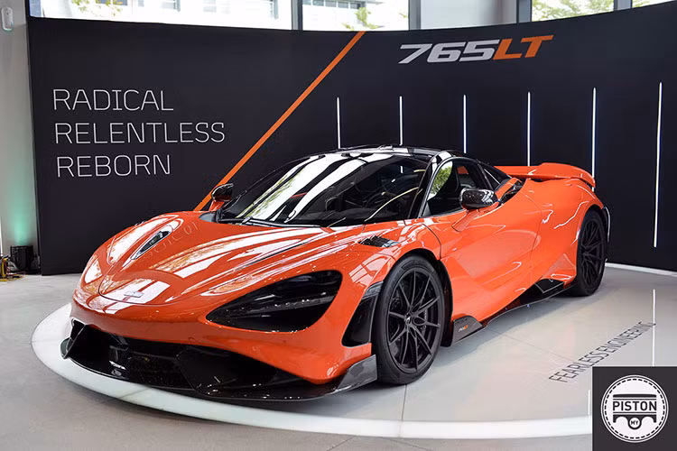 Nếu khách Việt nào có ý định mua McLaren 765LT hãy bảo hãng bỏ các đồ chơi này vào lại trong nội thất nhưng nhớ rằng mình không có mất tiền cho hai trang bị này đâu nhé.