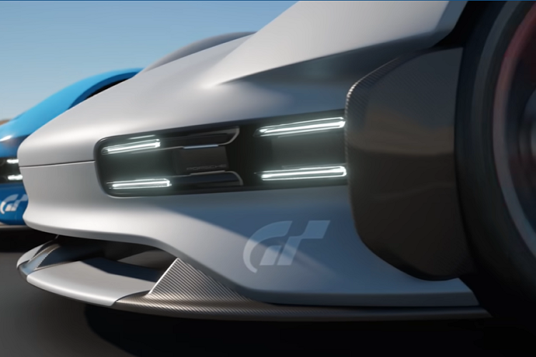 Theo Porsche, đây là một thử thách hấp dẫn mới đối với các nhà thiết kế của hãng. Họ đã có nhiều tự do hơn vì không phải chế tạo một chiếc xe với những giới hạn công nghệ của hiện tại. Porsche đã thiết kế mẫu Vision Gran Turismo làm một tầm nhìn xa, thực tế, chứ không phải sự tưởng tượng thuần túy.