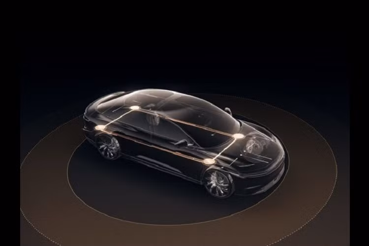 Lucid Motors cũng cho biết thêm, với hệ thống DreamDrive, Lucid Air không hứa hẹn sẽ trở thành một chiếc xe tự lái hoàn toàn. Thay vào đó, DreamDrive sẽ tập trung nhiều hơn vào việc hỗ trợ người lái và đảm bảo an toàn trong suốt quá trình di chuyển.