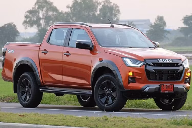 Isuzu D-Max moi gan 800 trieu tai Viet Nam, dat ngang Ford Ranger?