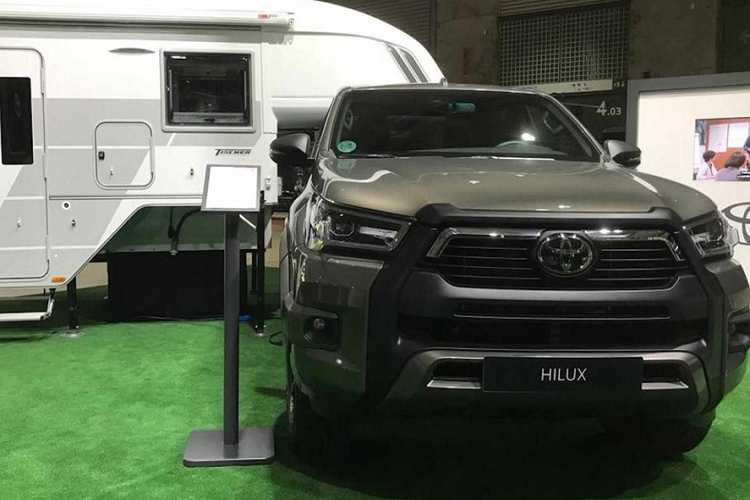 Về mặt giá xe Toyota Proace Verso Camper, nó có mức khởi điểm từ 39.699 euro (tương đương 1,04 tỷ đồng), còn Proace City Mini Camper có giá 27.547 euro (tương đương 724 triệu đồng).