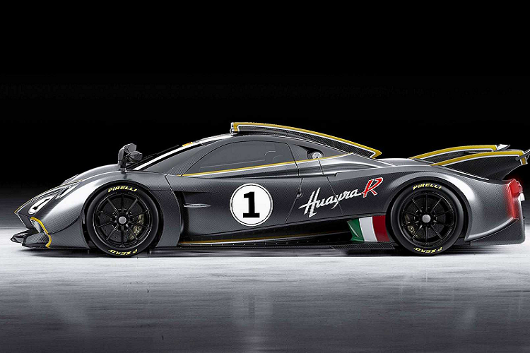 Bộ phanh của xe được Brembo sản xuất với đĩa làm bằng hợp kim gốm – sợi carbon có kích thước 410 mm ở bánh trước và 390 ở bánh sau, cả hai vị trí đều được dùng kẹp phanh sáu piston và má phanh bằng vật liệu đặc biệt.