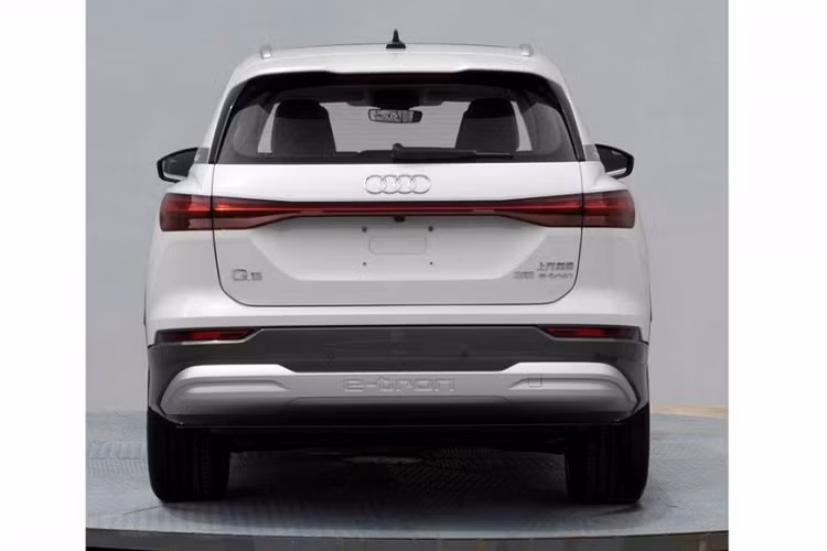 Audi Q5 E-Tron 2022 lo dien hinh anh thiet ke 3 hang ghe-Hinh-2