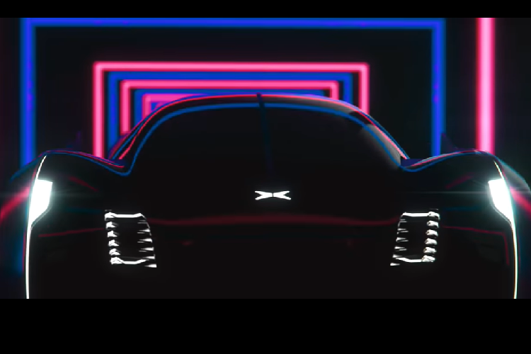 Chiếc xe bay thế hệ mới sẽ tiến thêm một bước nữa và trở thành một phương tiện kết hợp máy bay/ô tô hoàn chỉnh, có thể thực hiện các chuyến bay đô thị ở độ cao thấp, dễ dàng như khi nó chạy trên đường phố.