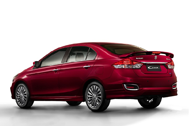 Khi mua Suzuki Ciaz 2021, khách hàng Thái Lan có thể chọn 1 trong 6 màu sơn ngoại thất, bao gồm trắng, đỏ, đen, nâu, xám và bạc. Giá xe Suzuki Ciaz 2021 tại Thái Lan dao động từ 523.000 - 675.000 Baht (khoảng 384 - 496 triệu đồng).