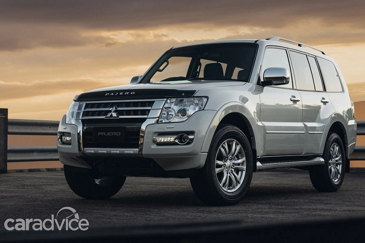 Người dùng thế giới hiện nay có xu hướng chung là thích SUV hơn xe du lịch. Tuy nhiên, người mua xe lại thường ưa chuộng những mẫu crossover hơn là SUV việt dã truyền thống. Điều này khiến những mẫu SUV đúng nghĩa như Mitsubishi Pajero việt dã mất dần chỗ đứng trên thị trường.