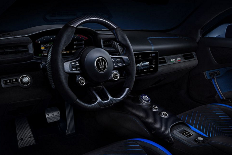 Siêu xe Maserati MC20 là sản phẩm mới nhất của thương hiệu Maserati và được ra mắt từ hồi tháng 9/2020 vừa qua. Theo nhà sản xuất, Maserati MC20 được tạo ra với trọng trách mở ra một kỷ nguyên mới về hiệu suất và công nghệ của Maserati.