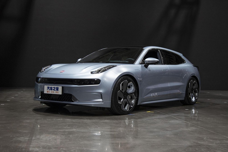  Giá xe Geely Zeekr 001 2021 khoảng 281.000 – 360.000 nhân dân tệ (khoảng 994 triệu – 1,27 tỷ đồng) tại thị trường Trung Quốc, người mua có thể tiến hành đặt hàng mua xe ngay từ bây giờ.