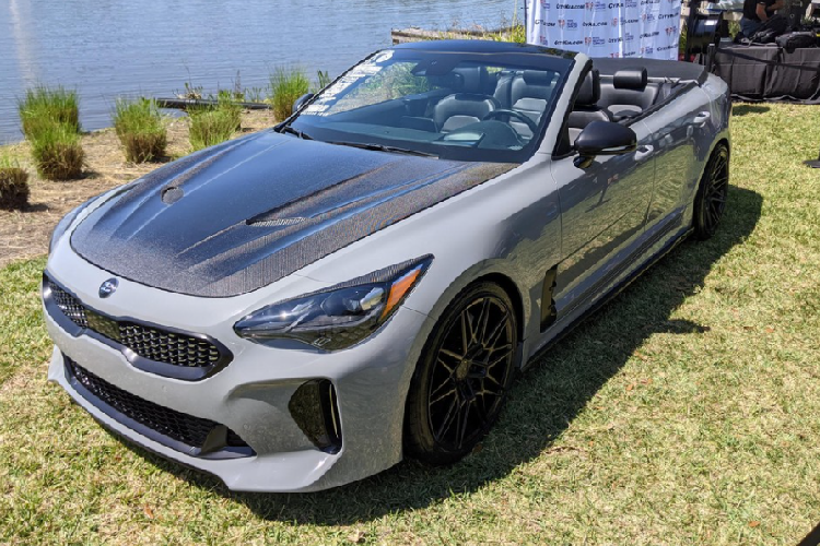 Dù sao đi nữa, dự án đầy tham vọng này chắc sẽ khiến nhiều người thực lòng mong muốn Kia mở rộng dòng sản phẩm Stinger và cho ra đời một chiếc mui trần chính hãng trong tương lai.