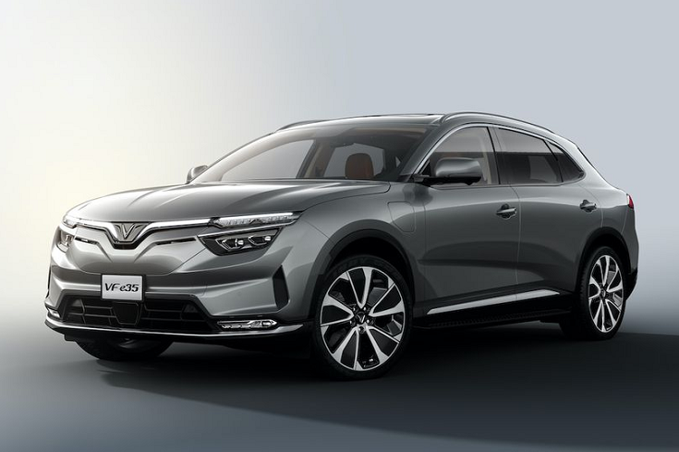 Được giới chuyên gia quốc tế đánh giá là nhà tiên phong, sự xuất hiện của VinFast được dự báo sẽ là tâm điểm đáng chú ý bậc nhất tại LA Auto Show 2021, bên cạnh những tên tuổi lớn khác. “Thành phố thiên thần” được kì vọng sẽ trở thành bàn đạp để VinFast gây ấn tượng với thị trường quốc tế. 