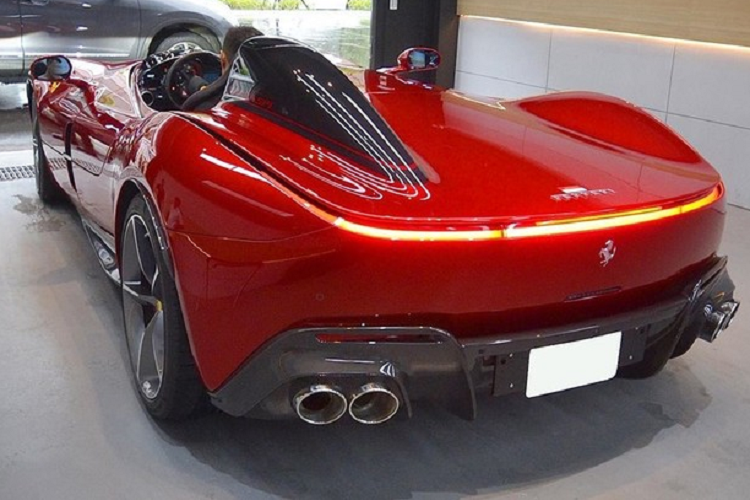 Các hoạt động quân sự của Trung Quốc trong những tuần gần đây đã nhắm tới Đài Loan và khiến thế giới tìm hiểu xem cuộc sống của người dân tại đây có những gì. Ở góc độ của giới mê xe, không ít bạn trẻ trên thế giới đã choáng ngợp với sự chịu chơi của các đại gia Đài Loan với hàng trăm siêu xe đủ chủng loại và không thiếu những mẫu xe hypercar.