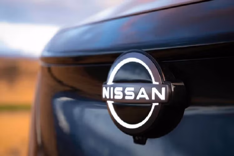 Nissan USA đang tung ra ưu đãi dành cho 10.000 khách hàng đặt hàng trước ngày 31/1/2022. Cụ thể khách hàng sẽ đặt cọc mua xe từ 500 USD, đồng thời sẽ là thành viên EVgo miễn phí trong 2 năm và sở hữu khoản tín dụng 500 USD.