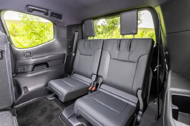 Nhìn chung, phiên bản Land Cruiser GR Sport 2022 khó có thể được phân phối chính hãng tại thị trường Việt. Các khách hàng muốn sở hữu phiên bản này phải chờ đợi một thời gian, sau khi Land Cruiser GR Sport 2022 được phân phối ở thị trường Trung Đông.