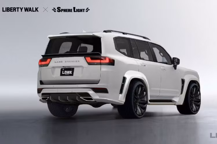 Để tăng thêm sự lựa chọn cho những người may mắn đó, Liberty Walk đã giới thiệu một bộ kit độ Toyota Land Cruiser 2022 - dựa trên sự hợp tác với Sphere Light.