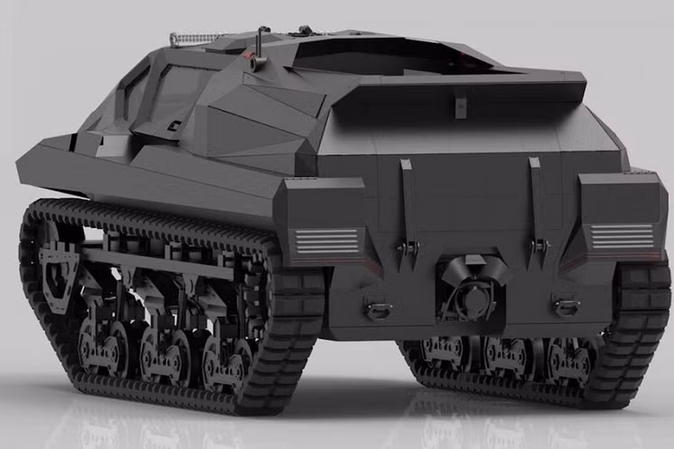 Tuy nhiên hiện tại, điều đó sẽ không xảy ra bởi Storm chỉ đang ở dạng nguyên mẫu tính đến lúc này, với quá trình phát triển và thử nghiệm tiếp tục được tiến hành trong tương lai. Một phiên bản có thể lặn cũng đang được triển khai, khiến Storm trở thành một chiếc xe tăng, một chiếc thuyền và một chiếc tàu ngầm dung hợp làm một.