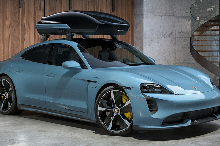 Porsche vừa giới thiệu phụ kiện cốp mui Performance, được phát triển bởi bộ phận Tequi Equipment. Khách hàng có thể mua cốp mui Performance của Porsche này tại các đại lý của hãng từ tháng 5/2021.