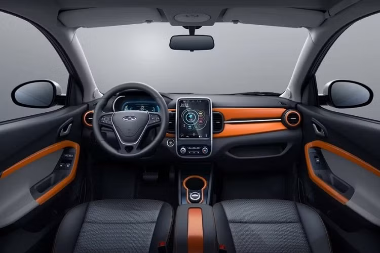 Để làm được điều đó, thương hiệu Chery dự định sẽ giới thiệu mẫu xe ôtô điện giá rẻ eQ1 EV tại thị trường Malaysia "càng sớm càng tốt" để tận dụng chính sách miễn thuế. Rất có thể mẫu xe này sẽ ra mắt thị trường Đông Nam Á vào năm sau.