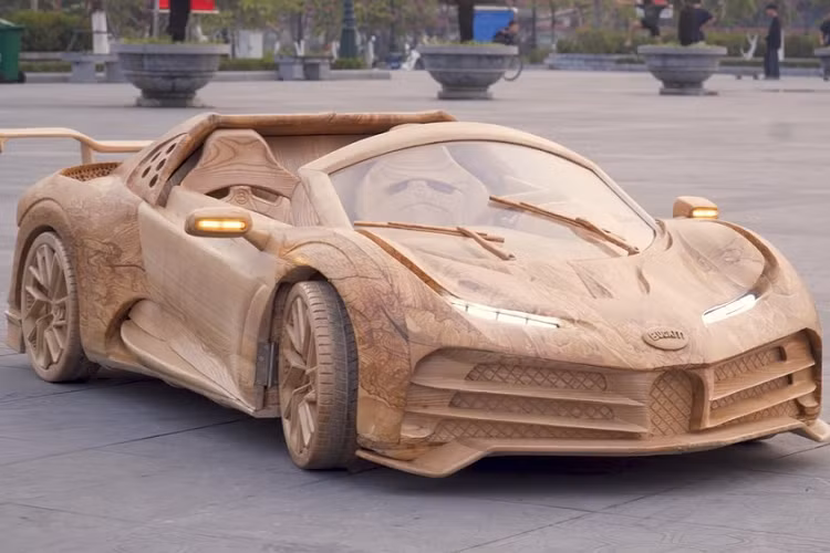 Bugatti Centodieci bang go, duoc ong Bo Viet tu che cho con trai