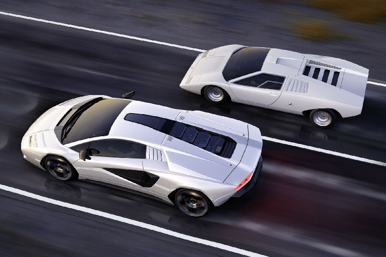 Countach LPI 800-4 chia sẻ nhiều công nghệ vận hành với Sian FKP 37. Khối động cơ đốt trong V12 dung tích 6.5L sản sinh công suất tối đa 785 mã lực và mô-men xoắn 720 Nm. Trong khi đó, động cơ hybrid với bộ pin điện lithium-ion 48 V sản sinh công suất tối đa 34 mã lực và mô-men xoắn 35 Nm. Cấu trúc này chỉ nặng 34 kg.