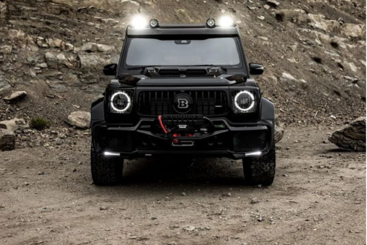 Thực tế, Platinum Motorsport đã thực hiện những sửa đổi của mình dựa trên chiếc Mercedes-AMG G63 độ bodykit Widestar của Brabus.