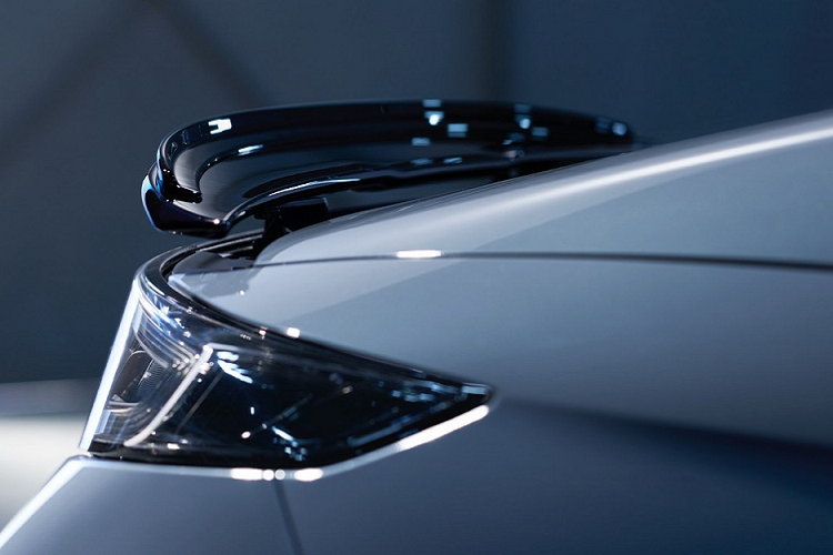 Được xây dựng dựa trên Honda S660 Modulo X, phiên bản này vẫn sẽ có hệ thống treo điều chỉnh 5 cấp độ, hệ thống phanh thể thao. Mẫu xe này cũng có cản trước thể thao hơn, hệ thống ống xả được đặt ở giữa, cánh gió sau chủ động và bộ mâm nhôm 15 inch ở phía trước, 16 inch ở phía sau.